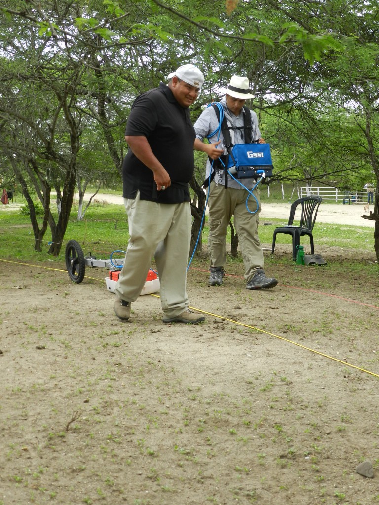 Using ground-penetrating radar to conduct a non-invasive survey at El Porvenir