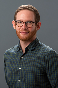 Headshot of Ken Seligson