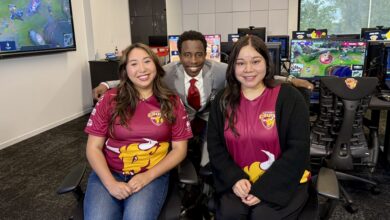 CSUDH esports grads with KTLA reporter