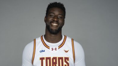 Headshot of Promise Madubugwu